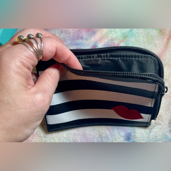Bundle of 2 New Sephora Wallets - Picture 6 of 6